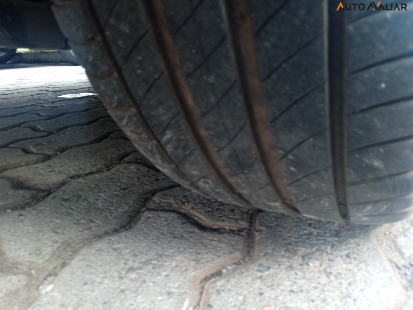 CHEVROLET ONIX 1.0 HATCH LT 5P AUT 12V