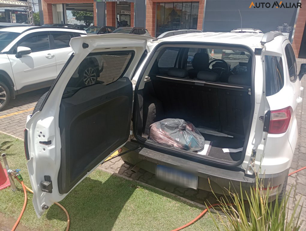 FORD ECOSPORT 2.0 TITANIUM 16V FLEX 4P AUTOMATICO