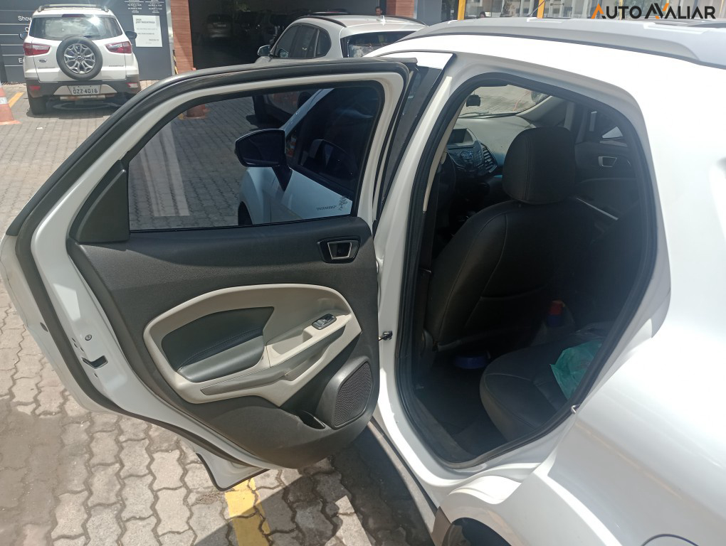 FORD ECOSPORT 2.0 TITANIUM 16V FLEX 4P AUTOMATICO