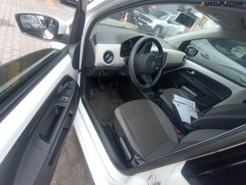 VOLKSWAGEN UP 1.0 TSI MOVE UP 12V FLEX 4P MANUAL