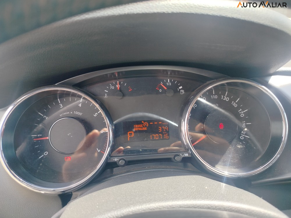 PEUGEOT 3008 1.6 GRIFFE THP 16V GASOLINA 4P AUTOMATICO