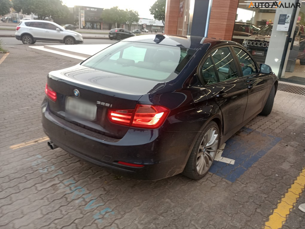 BMW 328I 2.0 LUXURY SEDAN 16V GASOLINA 4P AUTOMATICO