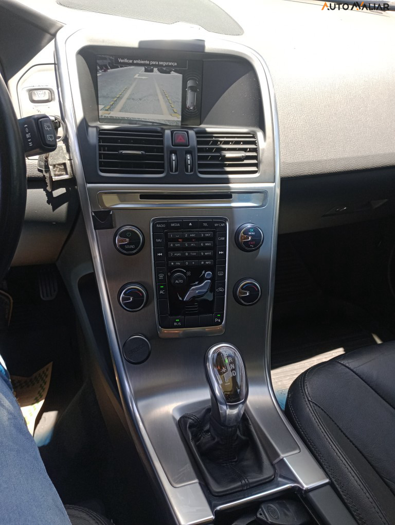 VOLVO XC60 3.0 T6 TOP AWD TURBO GASOLINA 4P AUTOMATICO