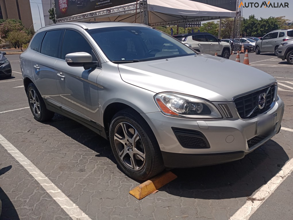 VOLVO XC60 3.0 T6 TOP AWD TURBO GASOLINA 4P AUTOMATICO