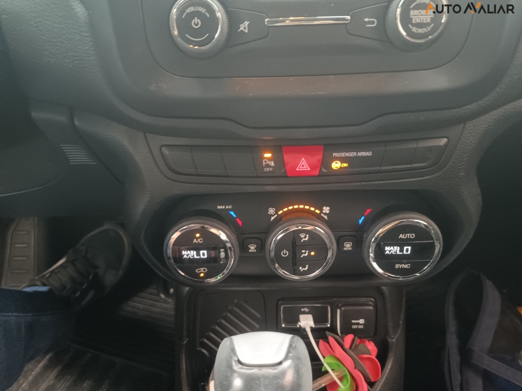 JEEP RENEGADE 1.8 16V FLEX LONGITUDE 4P AUTOMATICO