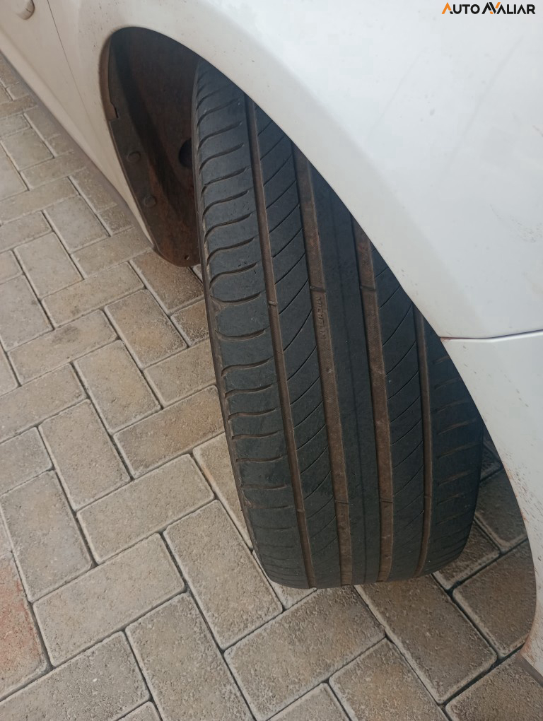 FORD FOCUS 2.0 TITANIUM 16V FLEX 4P POWERSHIFT