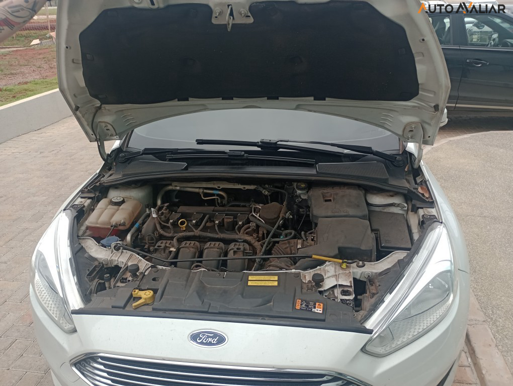 FORD FOCUS 2.0 TITANIUM 16V FLEX 4P POWERSHIFT