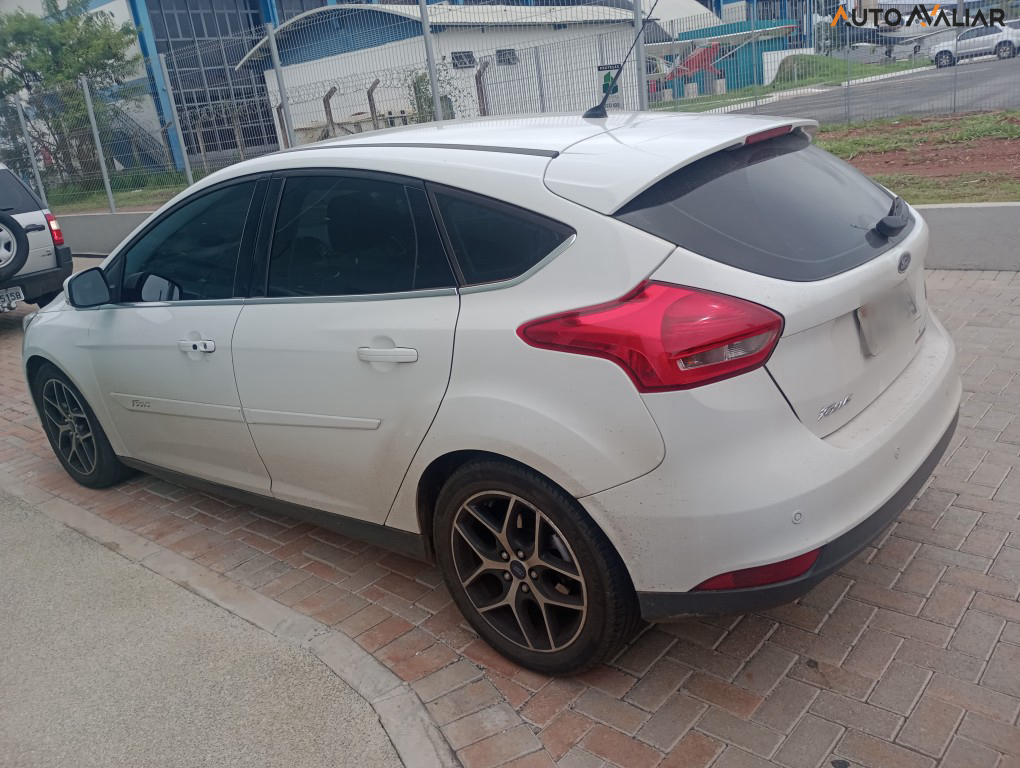 FORD FOCUS 2.0 TITANIUM 16V FLEX 4P POWERSHIFT