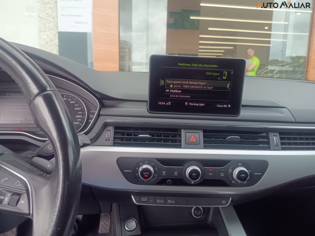 AUDI A4 2.0 TFSI AMBIENTE GASOLINA 4P S TRONIC