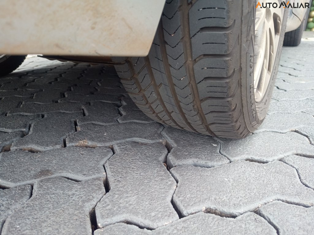 AUDI A4 2.0 TFSI AMBIENTE GASOLINA 4P S TRONIC