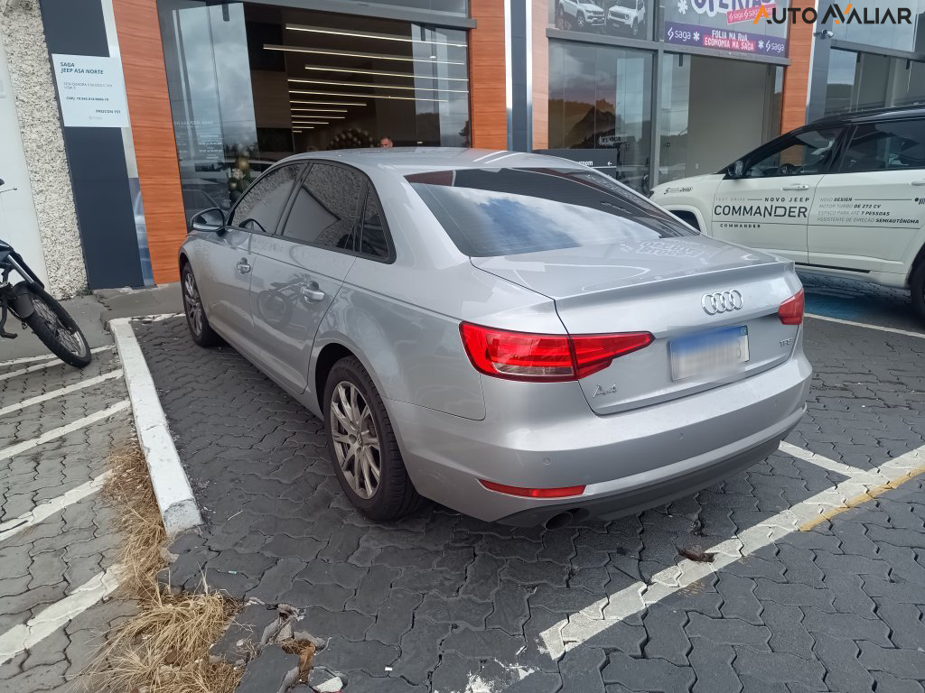 AUDI A4 2.0 TFSI AMBIENTE GASOLINA 4P S TRONIC