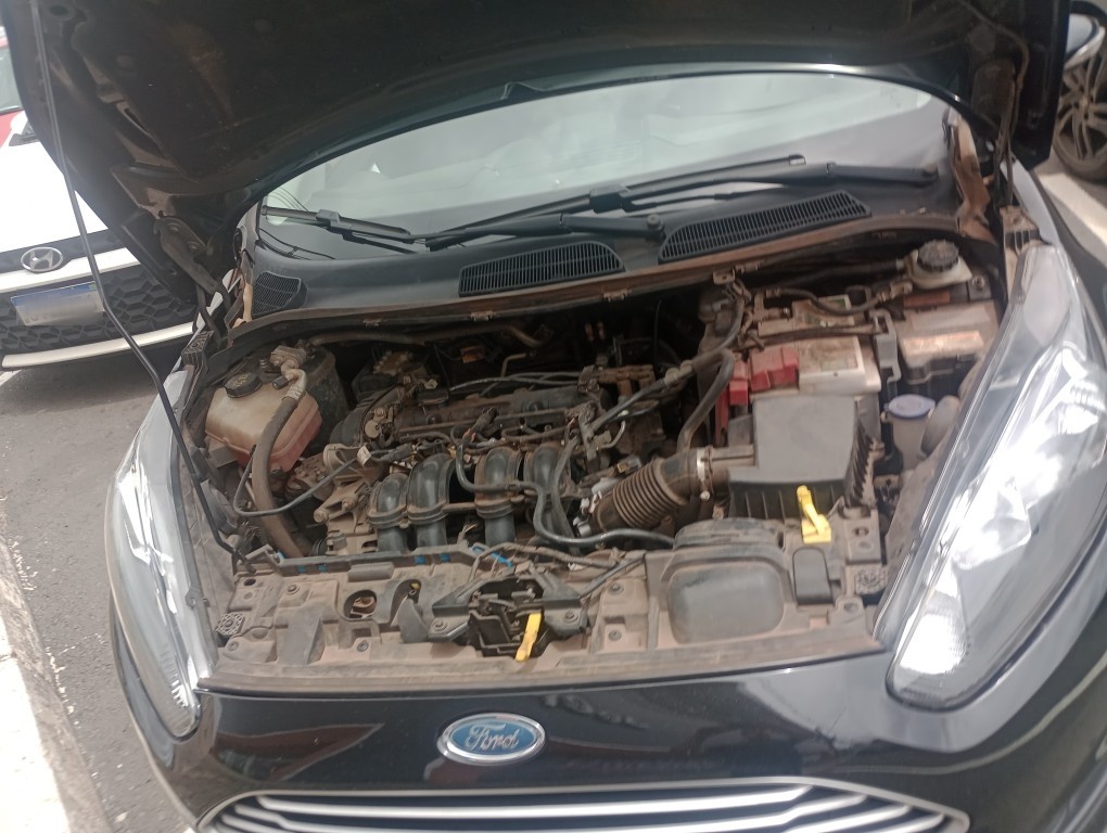 FORD FIESTA 1.6 SEL HATCH 16V FLEX 4P POWERSHIFT