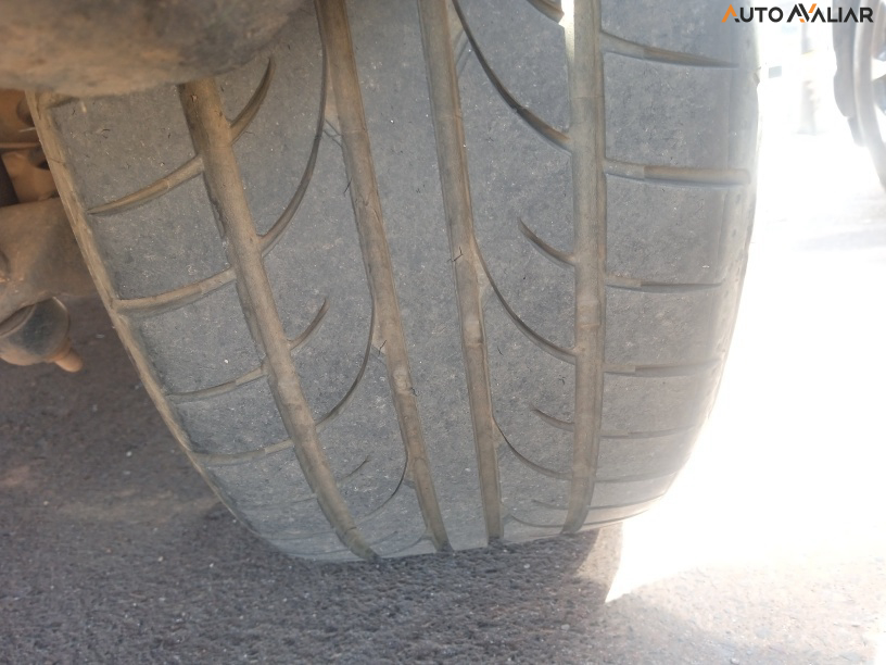 RENAULT FLUENCE 2.0 PRIVILEGE 16V FLEX 4P AUTOMATICO