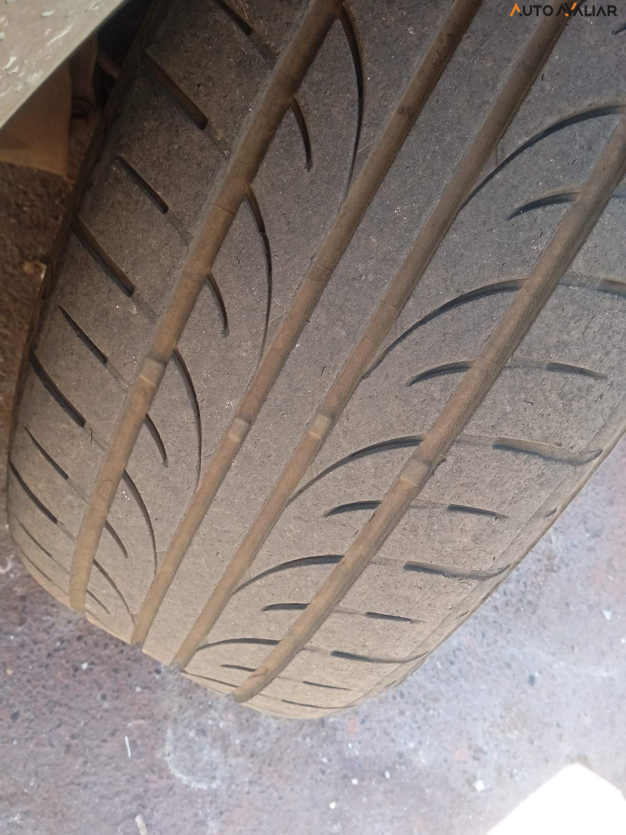 RENAULT FLUENCE 2.0 PRIVILEGE 16V FLEX 4P AUTOMATICO