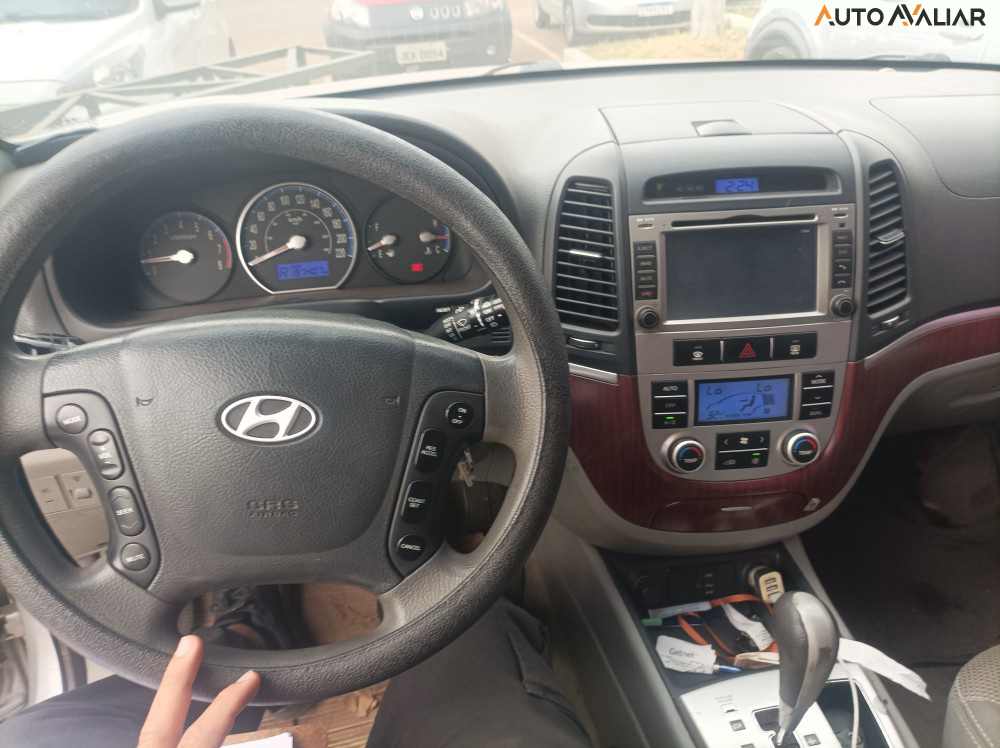 HYUNDAI SANTA FE 2.7 MPFI GLS V6 24V 200CV GASOLINA 4P AUTOMATICO