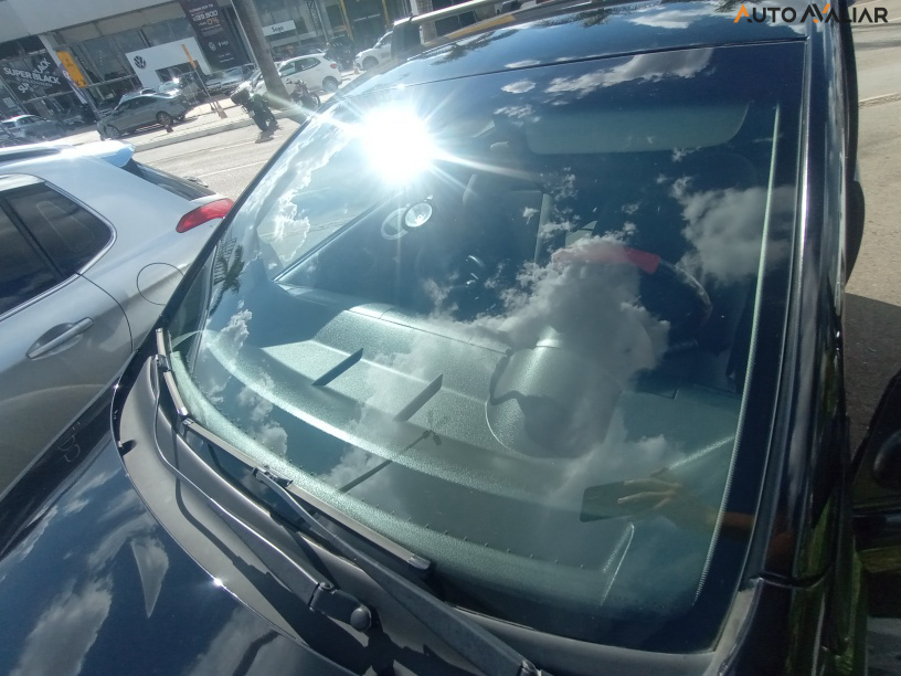 VOLKSWAGEN CROSSFOX 1.6 MI FLEX 8V 4P MANUAL