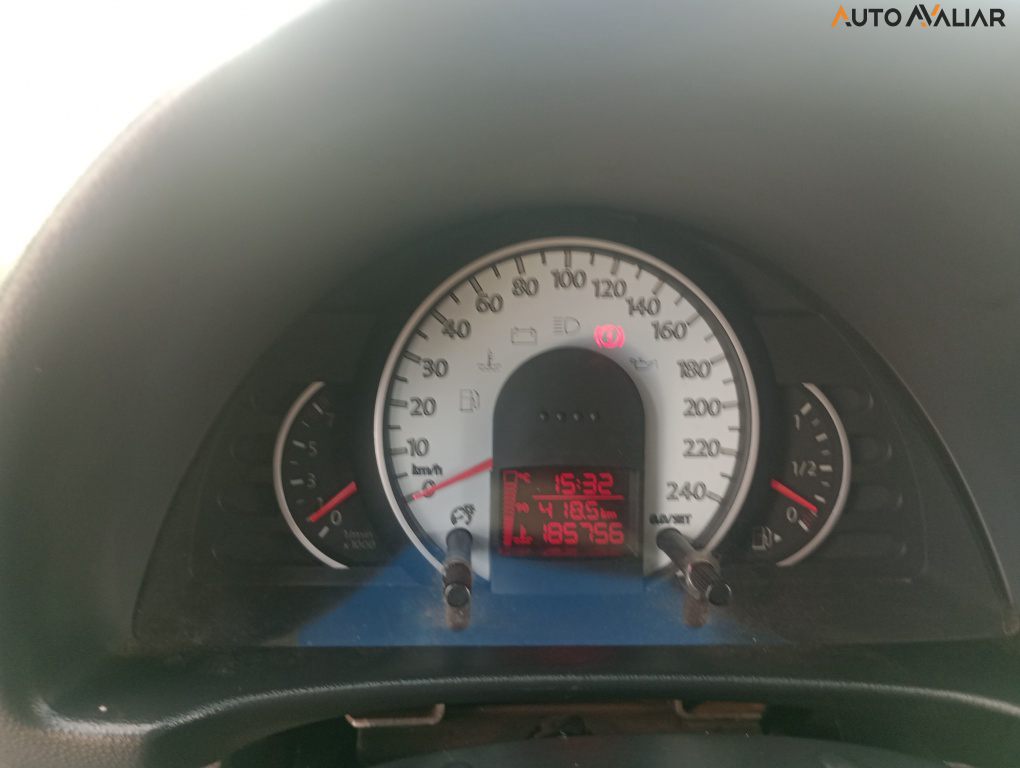 VOLKSWAGEN CROSSFOX 1.6 MI FLEX 8V 4P MANUAL