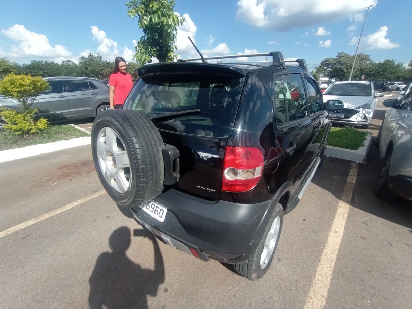 VOLKSWAGEN CROSSFOX 1.6 MI FLEX 8V 4P MANUAL