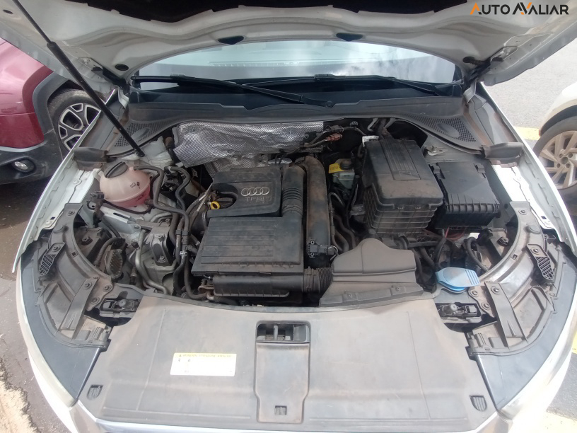 AUDI Q3 1.4 TFSI ATTRACTION GASOLINA 4P S TRONIC