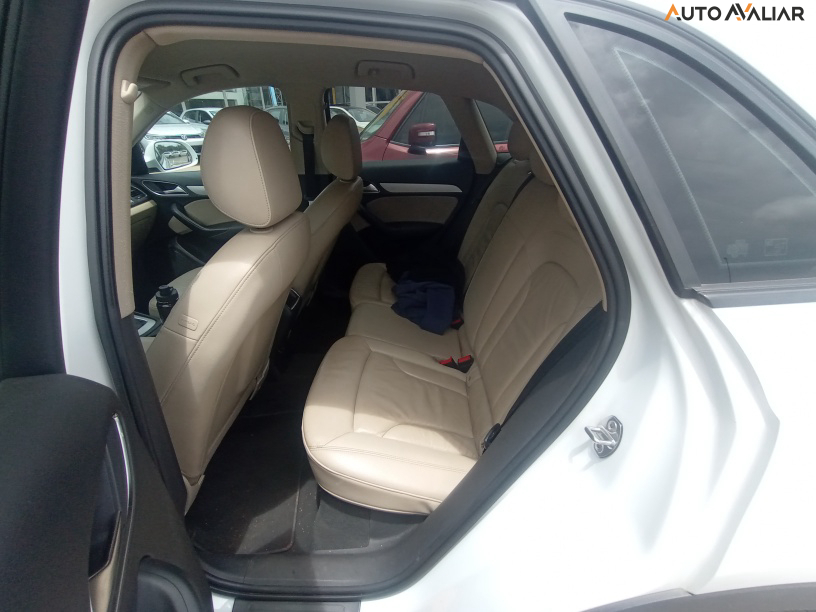 AUDI Q3 1.4 TFSI ATTRACTION GASOLINA 4P S TRONIC