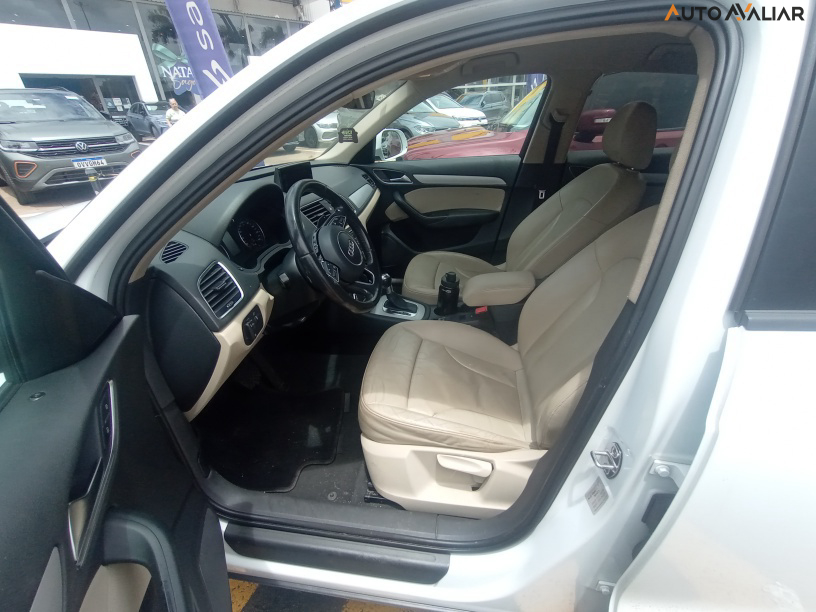 AUDI Q3 1.4 TFSI ATTRACTION GASOLINA 4P S TRONIC