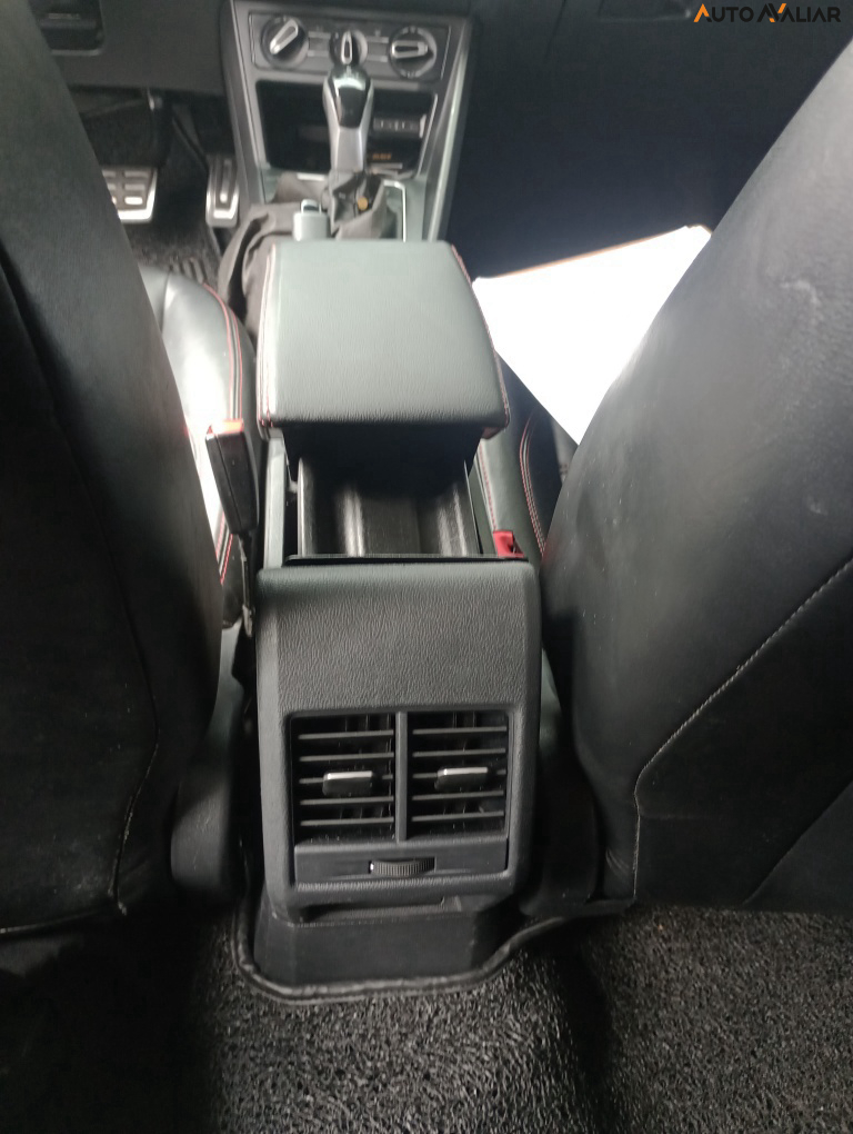 VOLKSWAGEN NIVUS 1.0 200 TSI TOTAL FLEX COMFORTLINE AUTOM&Aacute;TICO