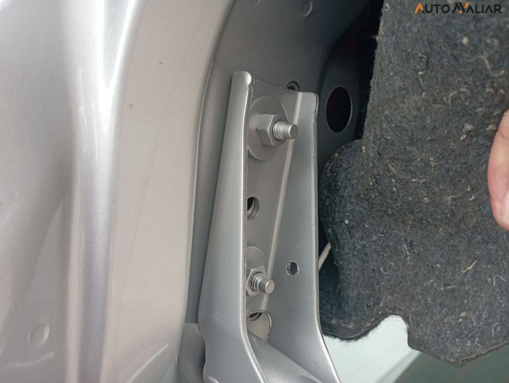 FORD FOCUS 2.0 TITANIUM SEDAN 16V FLEX 4P POWERSHIFT