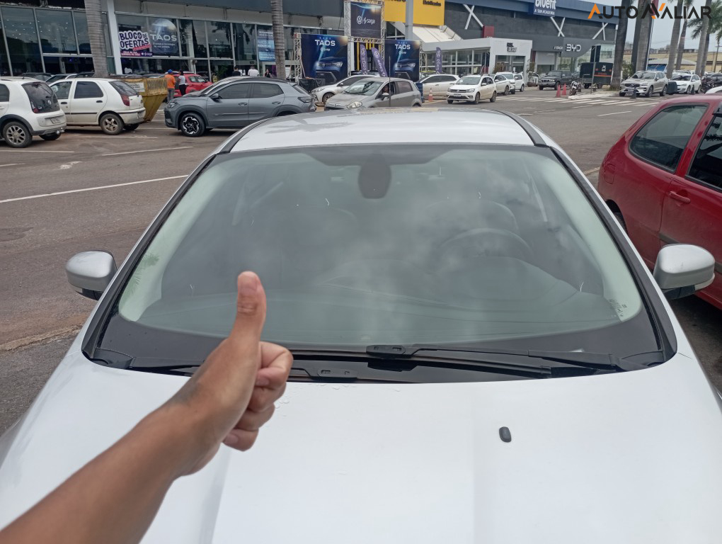 FORD FOCUS 2.0 TITANIUM SEDAN 16V FLEX 4P POWERSHIFT