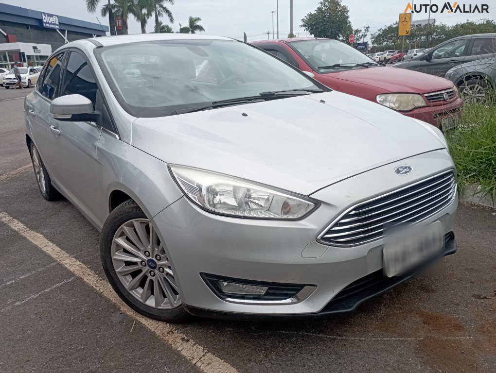 FORD FOCUS 2.0 TITANIUM SEDAN 16V FLEX 4P POWERSHIFT