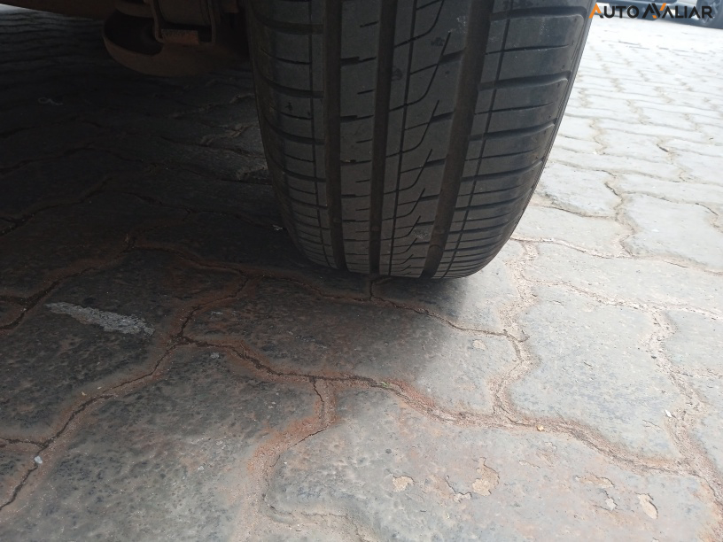 FORD KA 1.0 SE / SE PLUS TI-VCT FLEX 