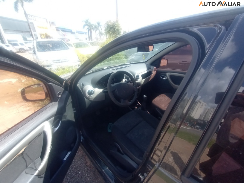 RENAULT SANDERO 1.0 EXPRESSION 16V FLEX 4P MANUAL