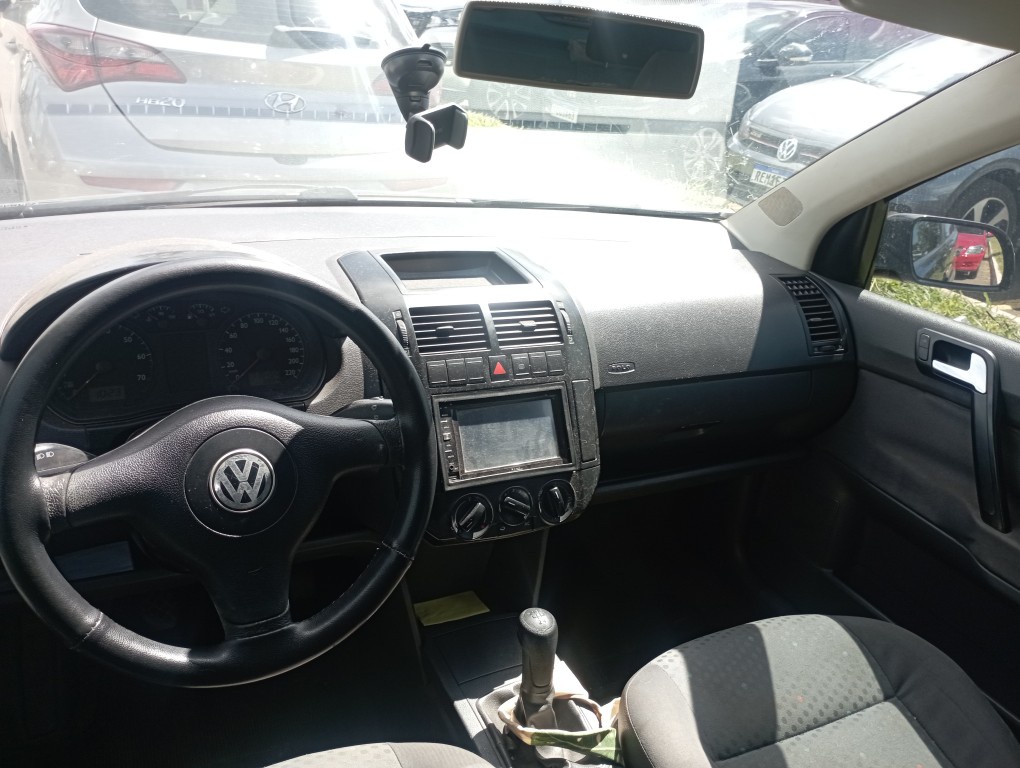 VOLKSWAGEN POLO 1.6 MI 8V FLEX 4P MANUAL