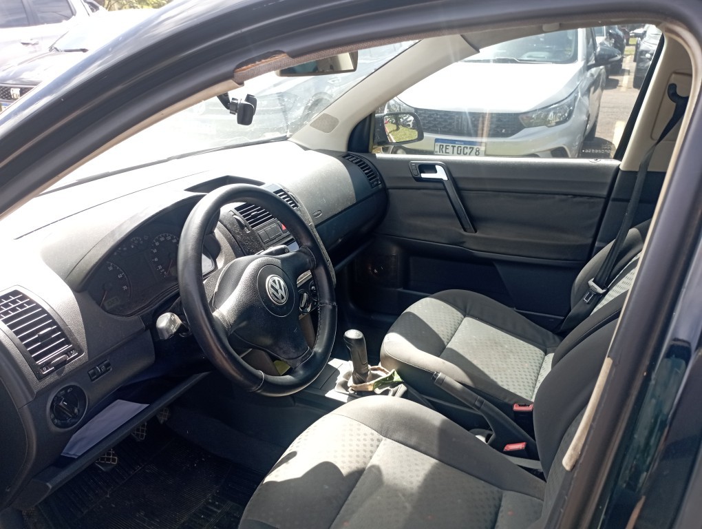 VOLKSWAGEN POLO 1.6 MI 8V FLEX 4P MANUAL