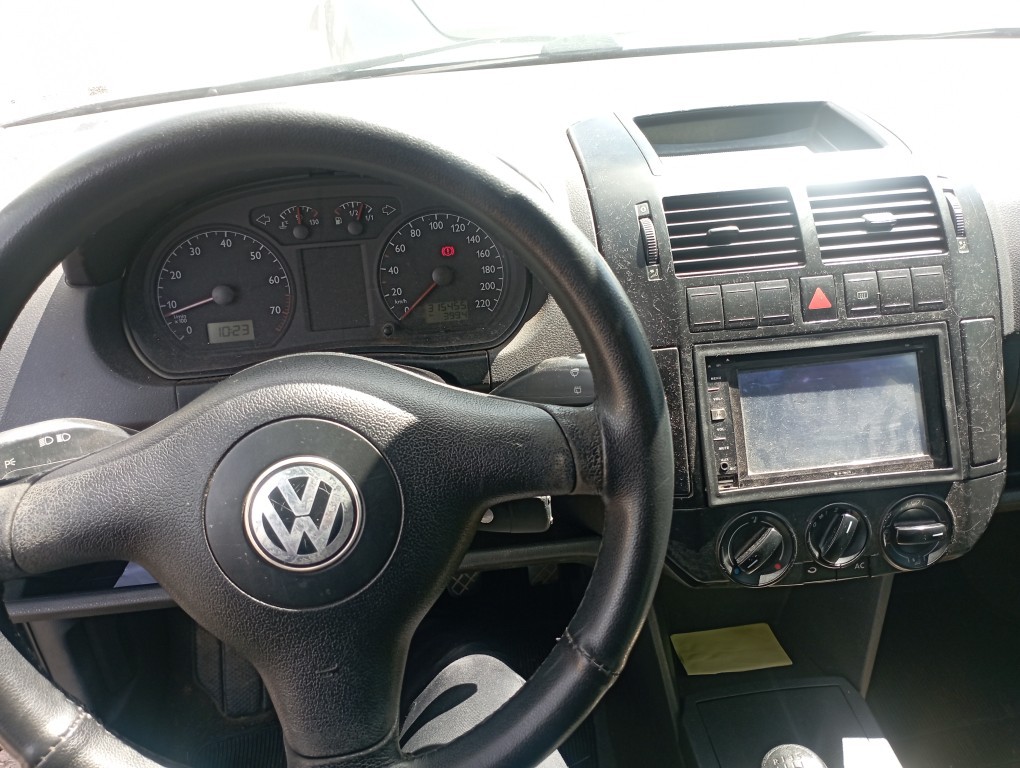 VOLKSWAGEN POLO 1.6 MI 8V FLEX 4P MANUAL