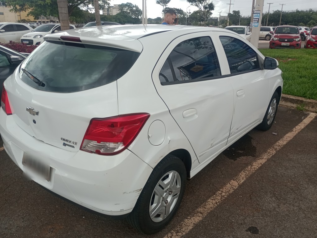 CHEVROLET ONIX 1.0 MPFI LT 8V FLEX 4P MANUAL