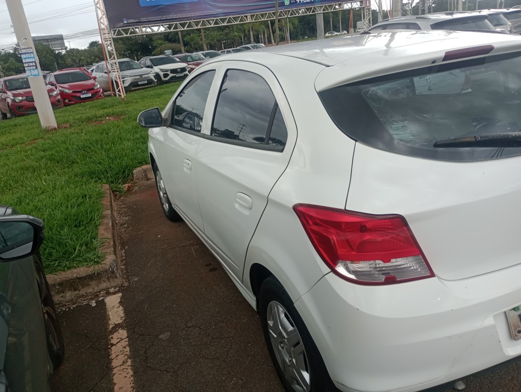 CHEVROLET ONIX 1.0 MPFI LT 8V FLEX 4P MANUAL