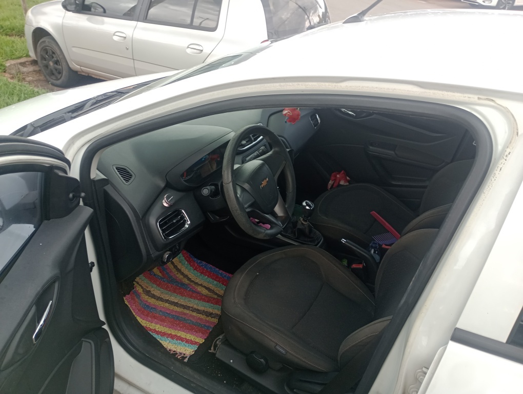 CHEVROLET ONIX 1.0 MPFI LT 8V FLEX 4P MANUAL