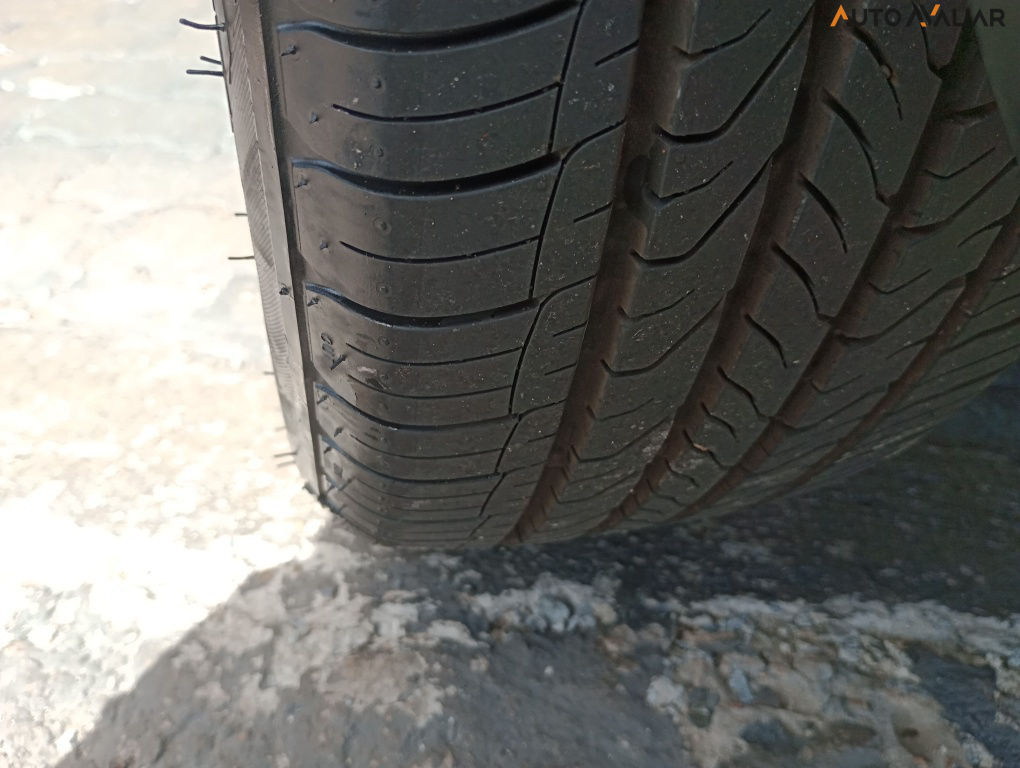 FORD FIESTA 1.6 TITANIUM HATCH 16V FLEX 4P POWERSHIFT