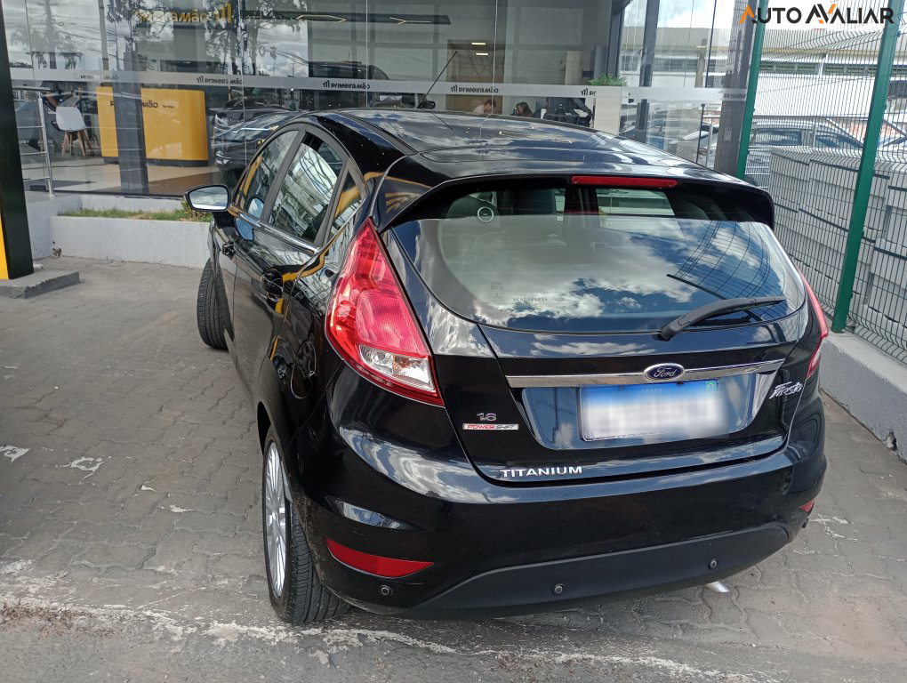 FORD FIESTA 1.6 TITANIUM HATCH 16V FLEX 4P POWERSHIFT