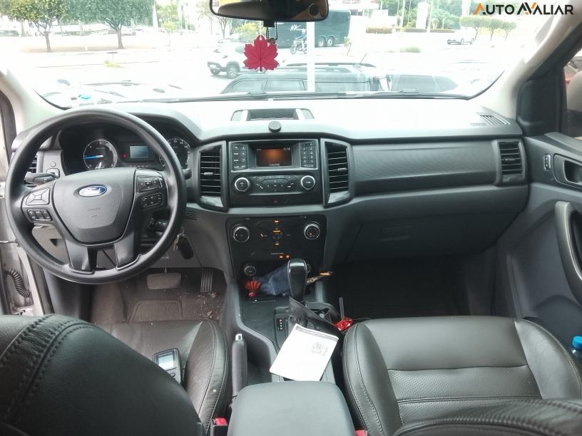 FORD RANGER 2.2 XLS 4X2 CD 16V DIESEL 4P AUTOMATICO