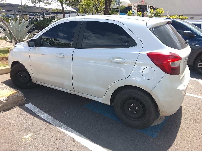 FORD KA 1.0 SE / SE PLUS TI-VCT FLEX 