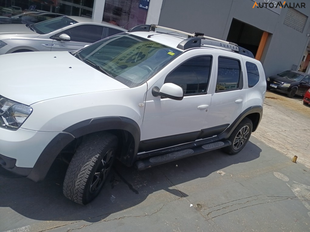 RENAULT DUSTER 2.0 DYNAMIQUE 4X4 16V FLEX 4P MANUAL