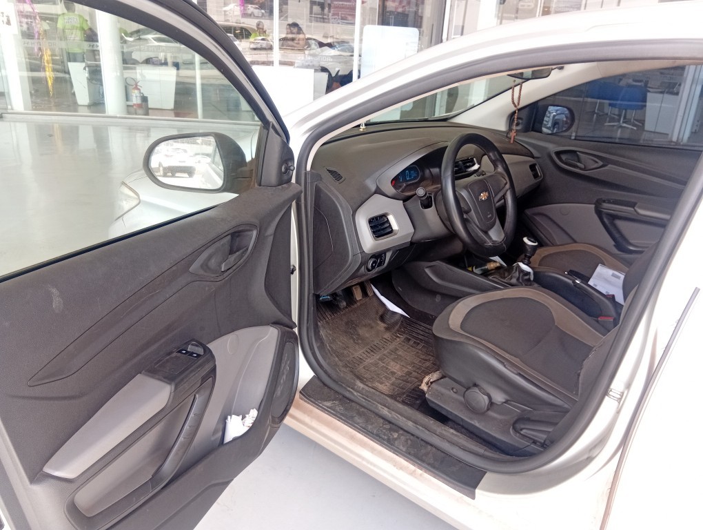 CHEVROLET ONIX 1.0 MPFI LS 8V FLEX 4P MANUAL