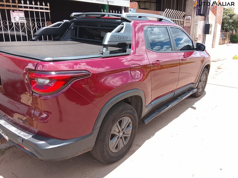 FIAT TORO 1.8 16V EVO FLEX FREEDOM AT6