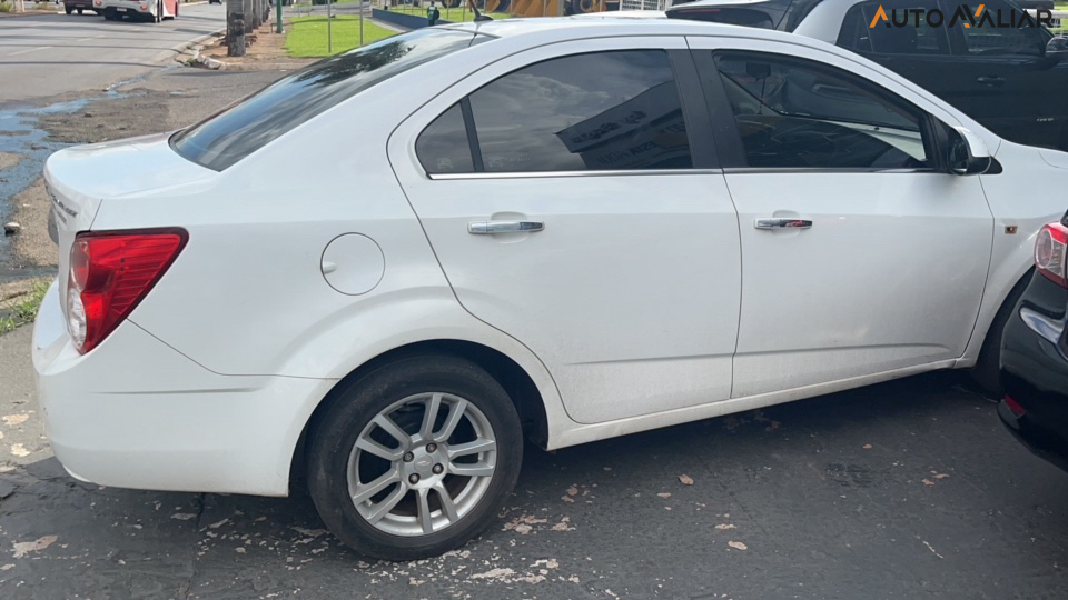 CHEVROLET SONIC LTZ 1.6 16V (AT) (FLEXPOWER)