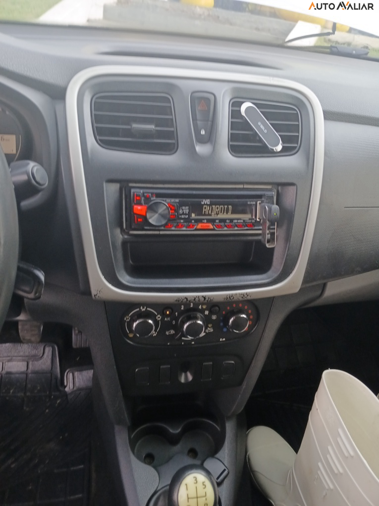 RENAULT SANDERO 1.0 12V SCE FLEX AUTHENTIQUE 4P MANUAL