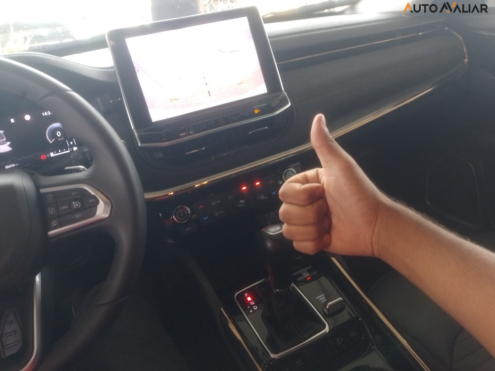 JEEP COMMANDER 2.0 TD380 TURBO DIESEL LIMITED AT9