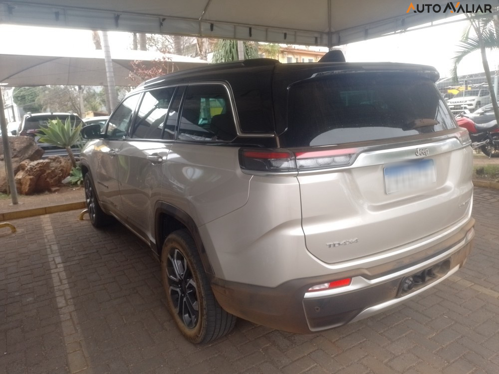 JEEP COMMANDER 2.0 TD380 TURBO DIESEL LIMITED AT9