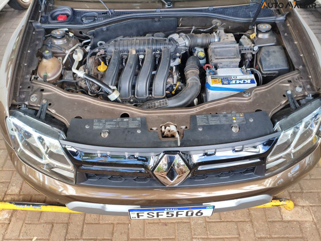 RENAULT DUSTER 2.0 DYNAMIQUE 4X2 16V FLEX 4P AUTOMATICO