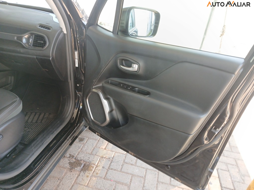 JEEP RENEGADE 1.3 T270 TURBO FLEX LONGITUDE AT6